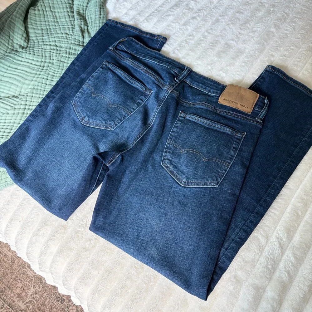 American Eagle Outfitters Women's Dark Blue Stretch Jeans Original Straight